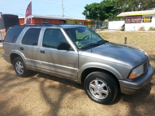 2000 Oldsmobile Bravada EX - DUAL Power Doors