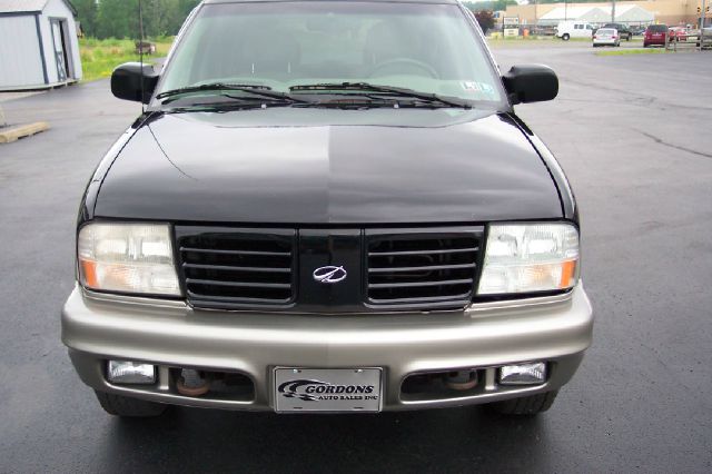 2000 Oldsmobile Bravada EX - DUAL Power Doors