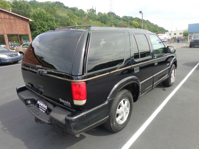 2001 Oldsmobile Bravada EX - DUAL Power Doors