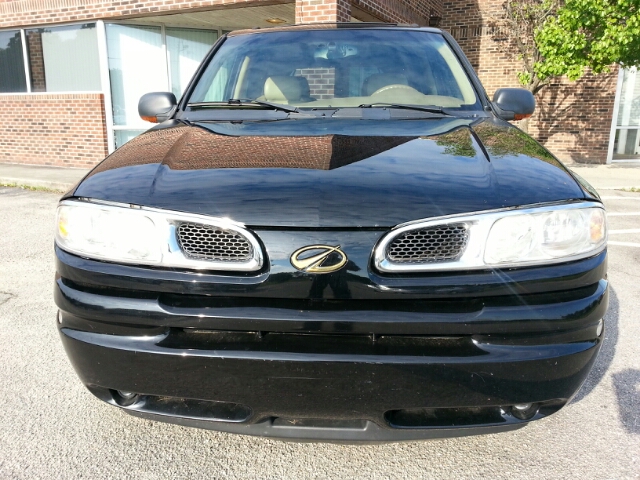 2002 Oldsmobile Bravada EX - DUAL Power Doors