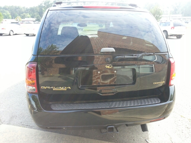 2002 Oldsmobile Bravada EX - DUAL Power Doors