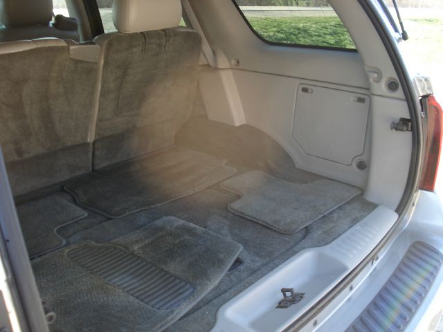 2002 Oldsmobile Bravada EX - DUAL Power Doors