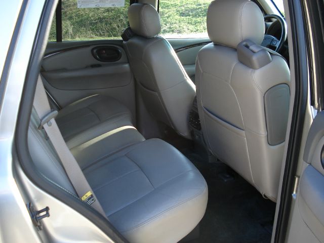 2002 Oldsmobile Bravada EX - DUAL Power Doors