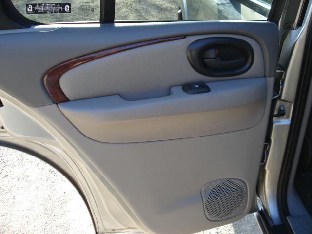 2002 Oldsmobile Bravada EX - DUAL Power Doors