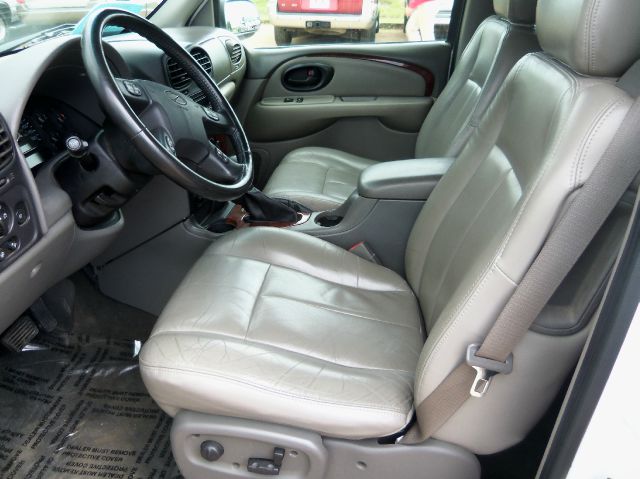 2004 Oldsmobile Bravada EX - DUAL Power Doors