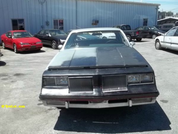 1981 Oldsmobile CUTLASS Base