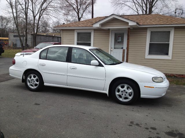 1999 Oldsmobile CUTLASS S Sedan