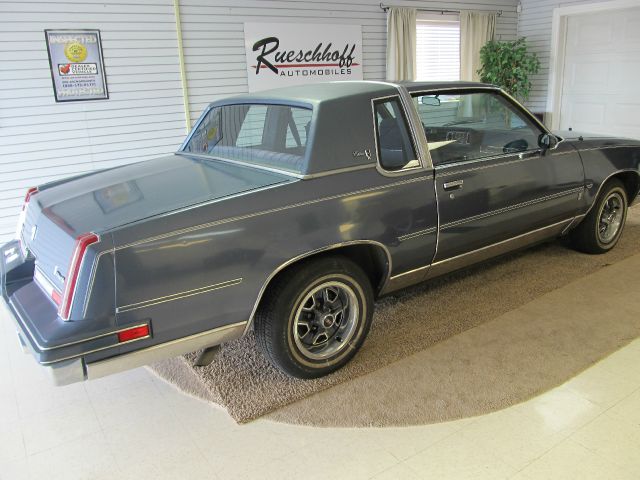 1983 Oldsmobile Cutlass Calais Special Edition V-6