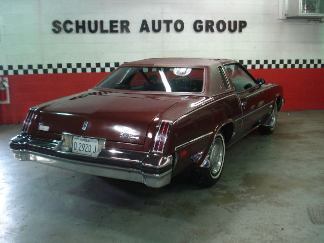 1976 Oldsmobile Cutlass Supreme Unknown