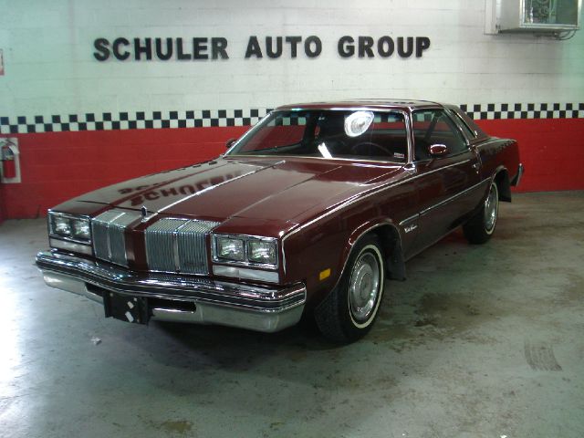 1976 Oldsmobile Cutlass Supreme Unknown