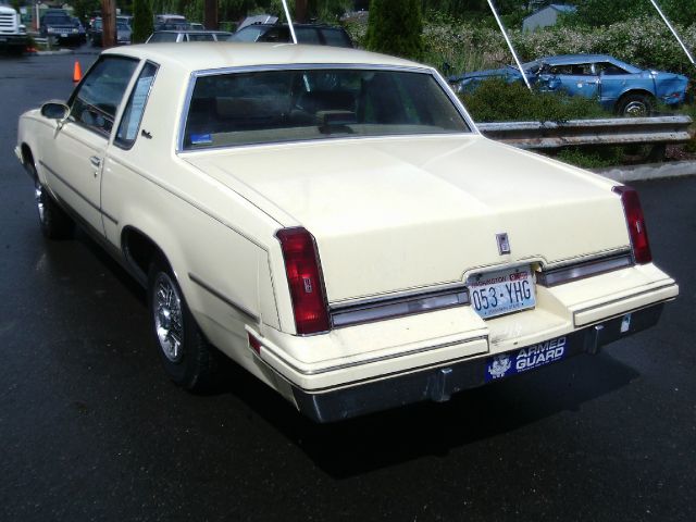 1986 Oldsmobile Cutlass Supreme Unknown