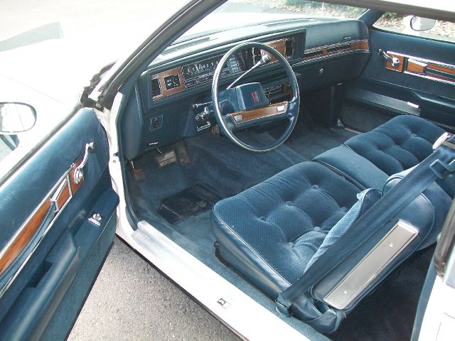 1988 Oldsmobile Cutlass Supreme SE Power Everything