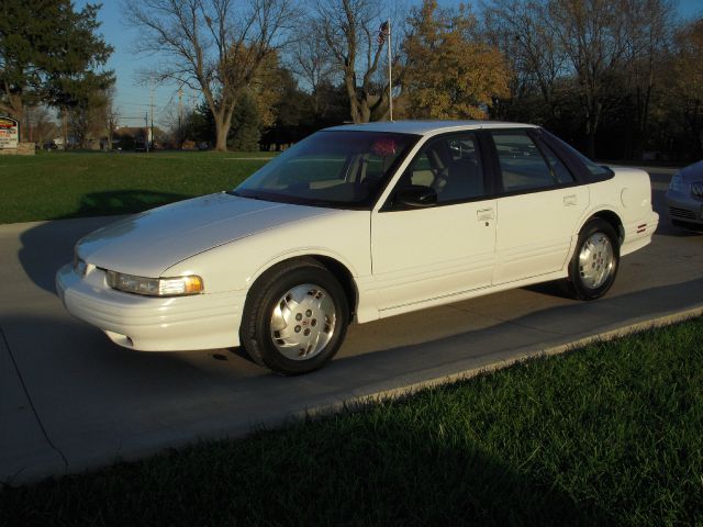 1996 Oldsmobile Cutlass Supreme LS S