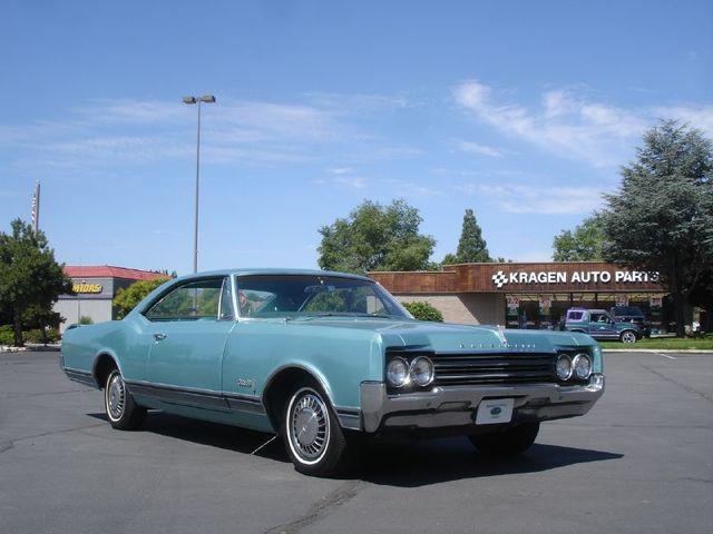 1965 Oldsmobile Delta 88 SEL W/nav