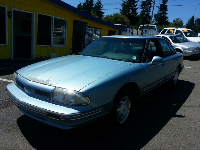 1993 Oldsmobile Eighty Eight Base