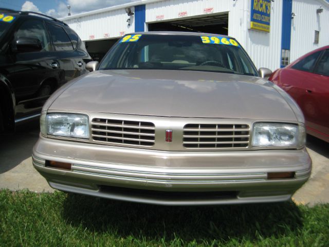 1995 Oldsmobile Eighty Eight Touring W/nav.sys