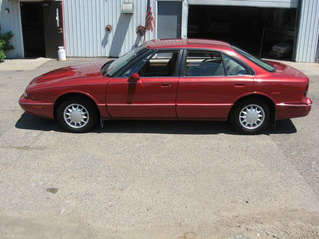 1997 Oldsmobile Eighty Eight Touring W/nav.sys