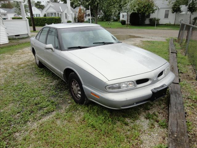 1998 Oldsmobile Eighty Eight Unknown