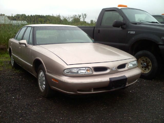 1999 Oldsmobile Eighty Eight Touring W/nav.sys