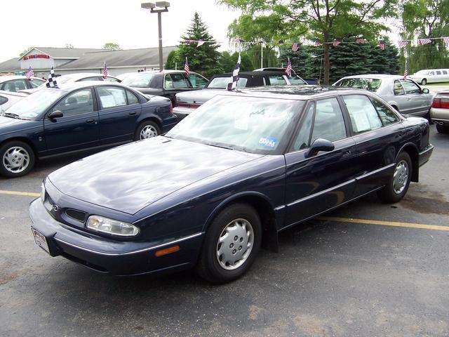 1999 Oldsmobile Eighty Eight Unknown