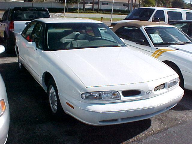 1999 Oldsmobile Eighty Eight Touring W/nav.sys