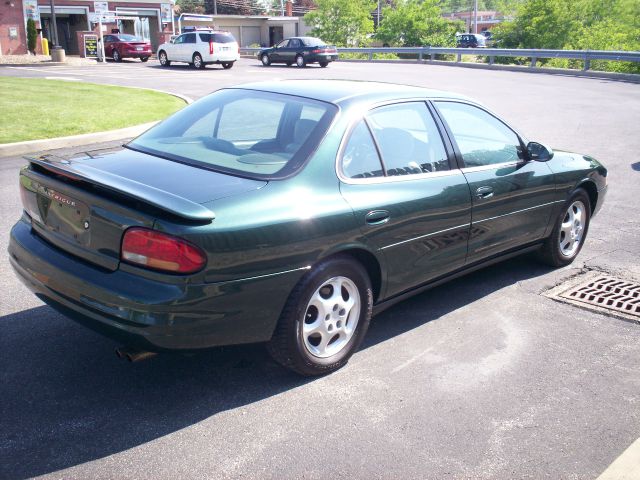 1998 Oldsmobile Intrigue S Sedan