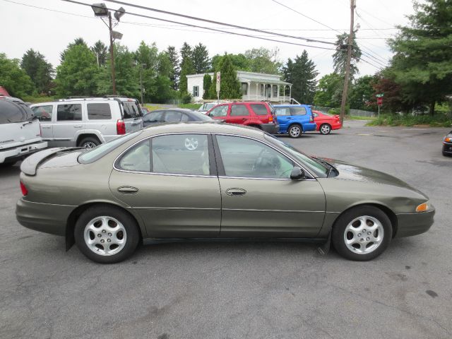 1998 Oldsmobile Intrigue S Sedan