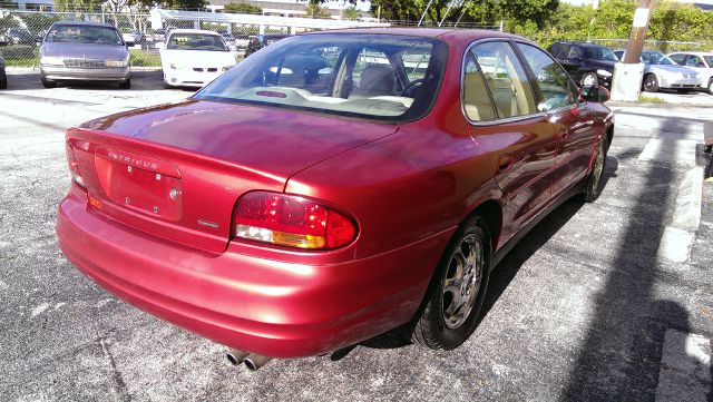 1999 Oldsmobile Intrigue FWD 4dr Sport