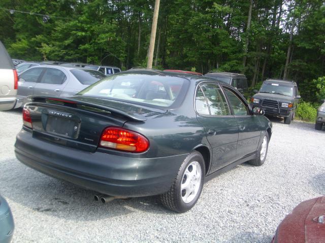 1999 Oldsmobile Intrigue S Sedan