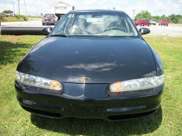 2001 Oldsmobile Intrigue S Sedan