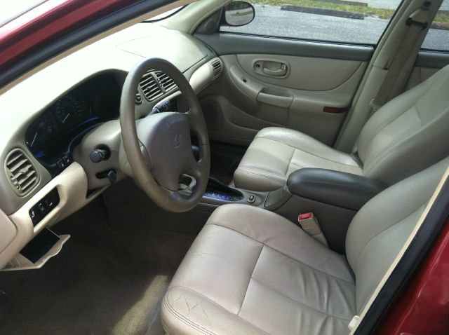 2001 Oldsmobile Intrigue S Sedan