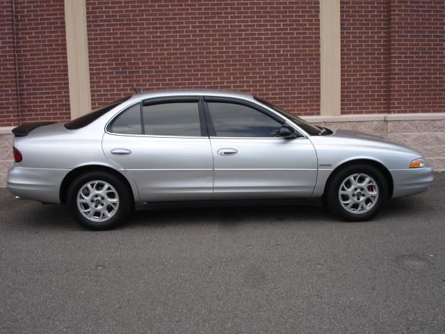 2001 Oldsmobile Intrigue SER Spec-v