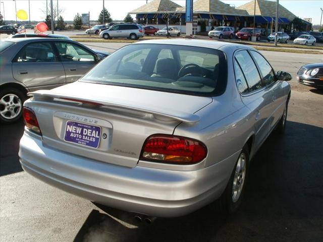 2001 Oldsmobile Intrigue S Sedan