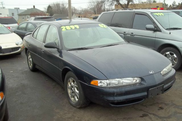 2002 Oldsmobile Intrigue Premier Nav AWD