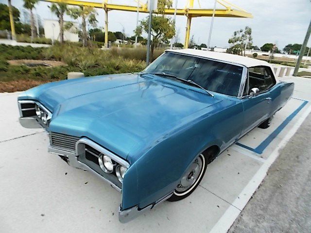 1967 Oldsmobile Ninety Eight Unknown