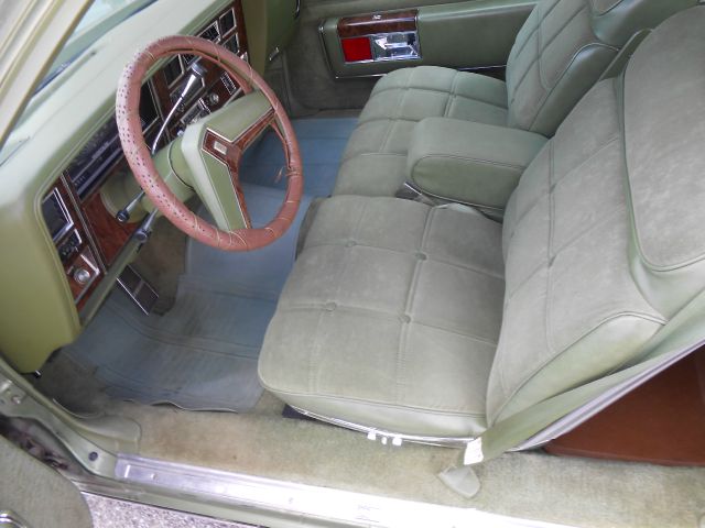 1979 Oldsmobile Ninety Eight 5DR 4WD CREW CA