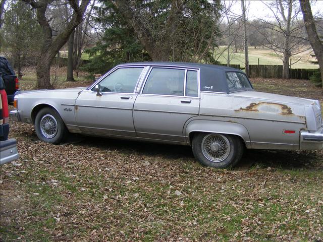 1984 Oldsmobile Ninety Eight Outback 3.0 R