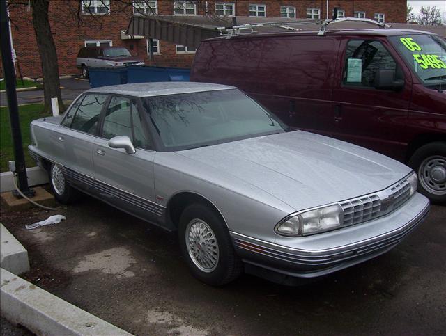 1991 Oldsmobile Ninety Eight Deluxe Sport