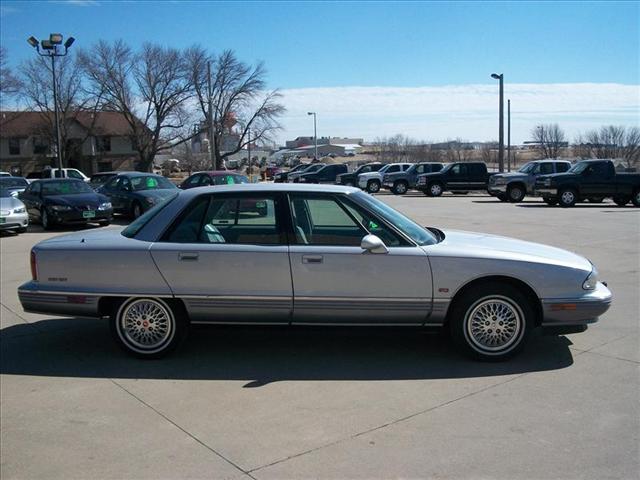 1991 Oldsmobile Ninety Eight Deluxe Sport