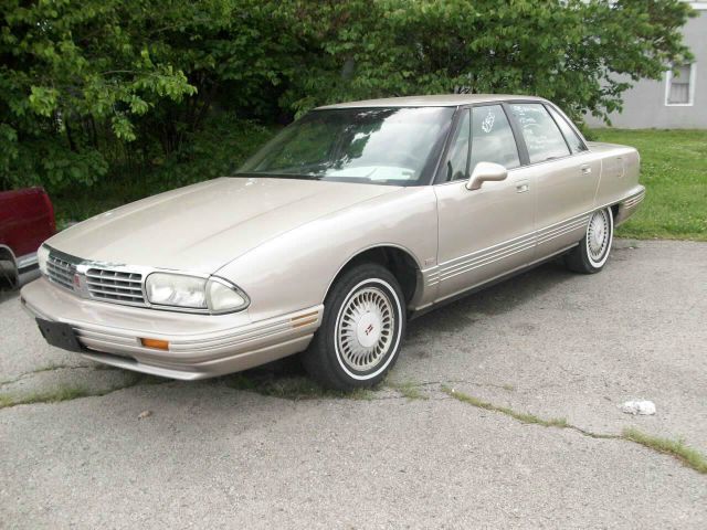 1995 Oldsmobile Ninety Eight Deluxe Sport