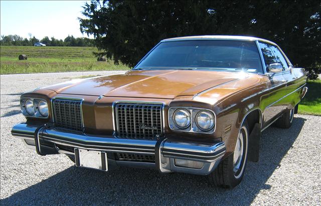 1974 Oldsmobile Regency 4dr Sdn I4