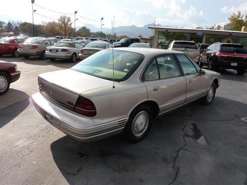 1998 Oldsmobile Regency Base