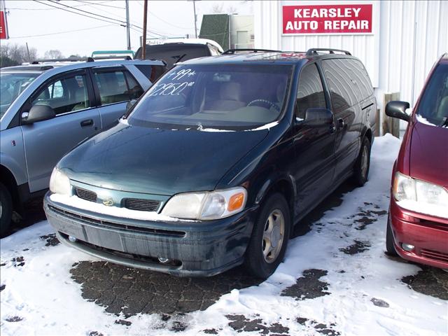 1999 Oldsmobile Silhouette S Sedan