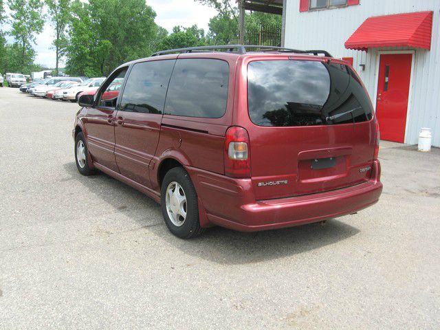 1999 Oldsmobile Silhouette GS 43