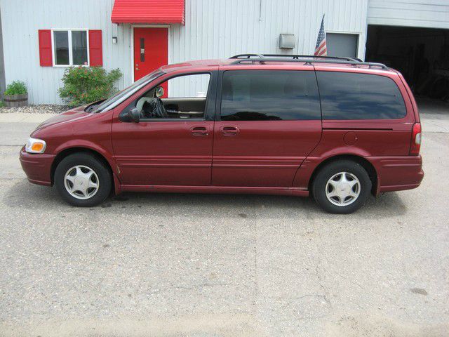 1999 Oldsmobile Silhouette GS 43