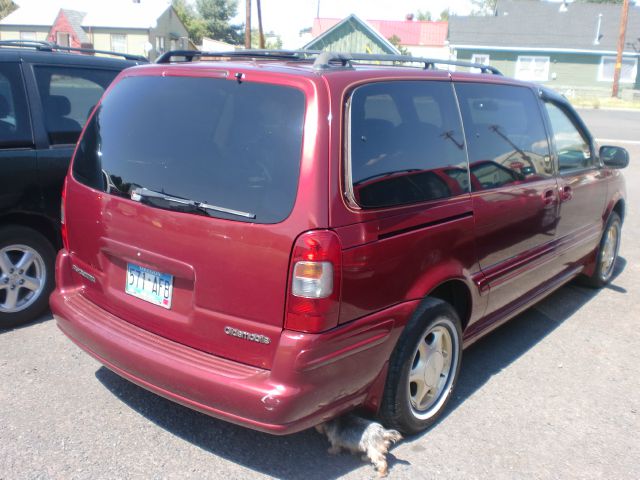 1999 Oldsmobile Silhouette EXL 7 Passenger AWD