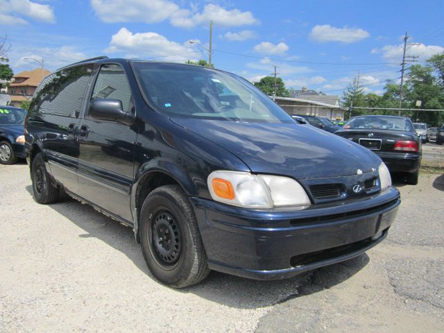 2000 Oldsmobile Silhouette S Sedan