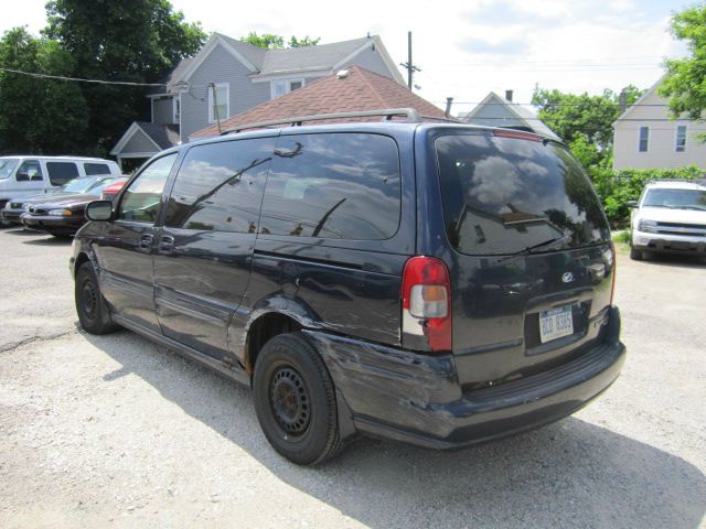 2000 Oldsmobile Silhouette S Sedan