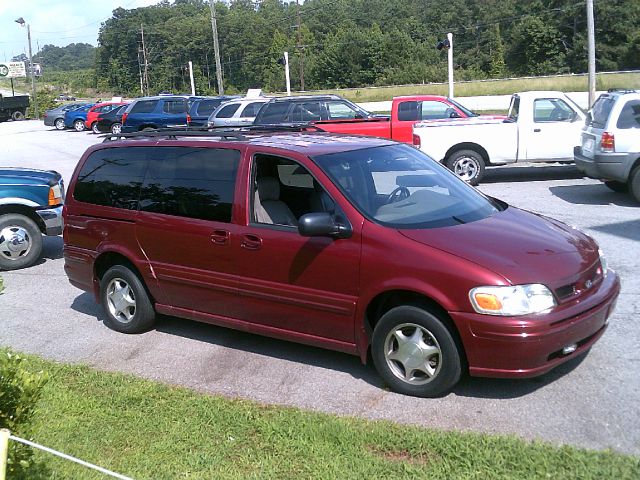 2000 Oldsmobile Silhouette S Sedan