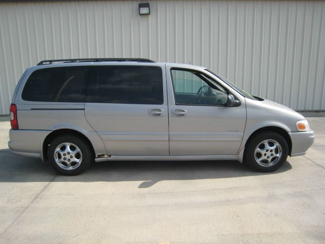 2001 Oldsmobile Silhouette EXL 7 Passenger AWD